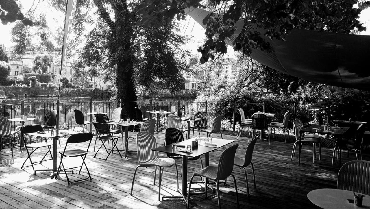 Pont Vieux Chambres D'Hotes Confolens Exterior photo